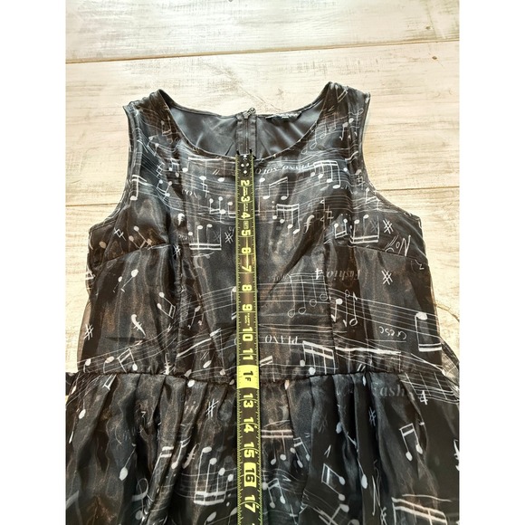 Samuel Dong Black Musical Note Print Maxi Dress Sleeveless Tie Waist Full Skirt - Picture 7 of 12